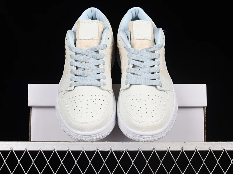 All categories Air Jordan Jordan series basketball shoes Air Jordan 1 Low Z version Air Jordan 1 Low "Canvas" AJ1 Joe 1 meter white canvas stitching low-top basketball shoes DQ4151-500